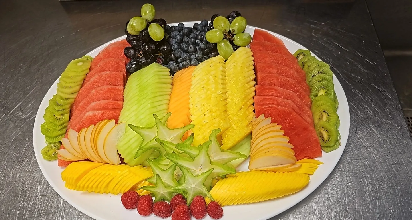 Seasonal fruit platter for Le Pique-Nique de la Maison